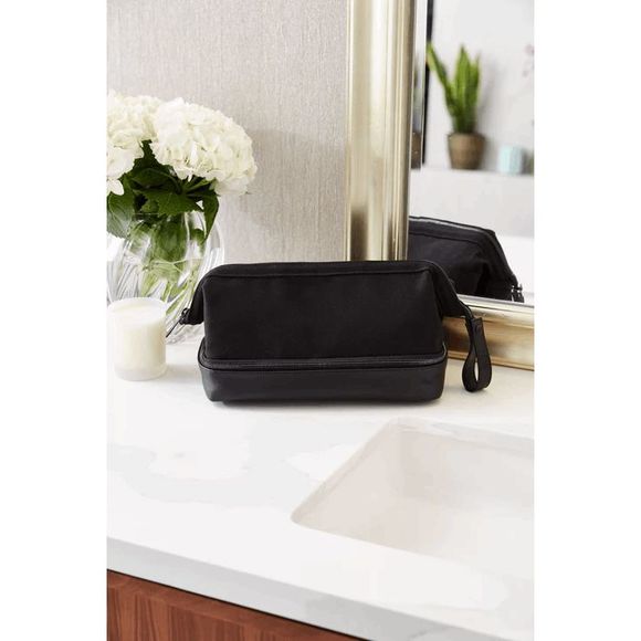 NWT BEIS Dopp Kit Cosmetic Bag in Black
